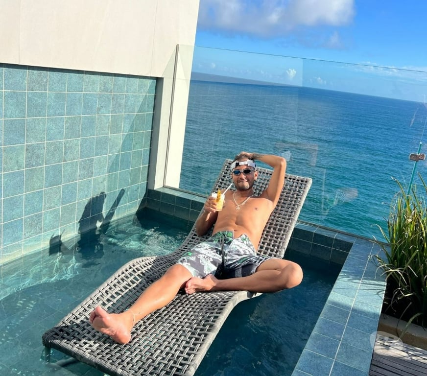 Gay massage East London Canary Wharf - East London - Photos for Luca Ventura - Hot latino Xl