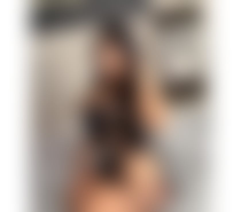 Bella latina🌹 new in town Monica 💯