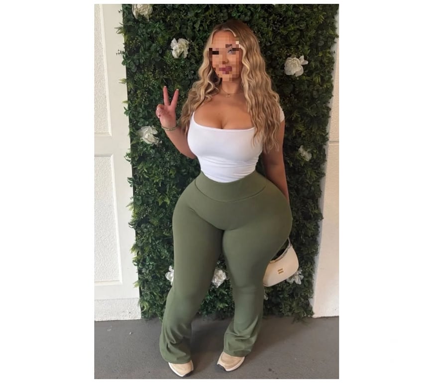Escorts East London Canning Town - East London - Photos for 🍑🤤BIG LATINA NEW IN TWON🍑🤤