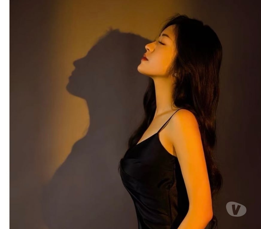 Escorts Derbyshire Derby - Photos for 🌸 Whispering 4 Hands Massage – Soft as a Spell