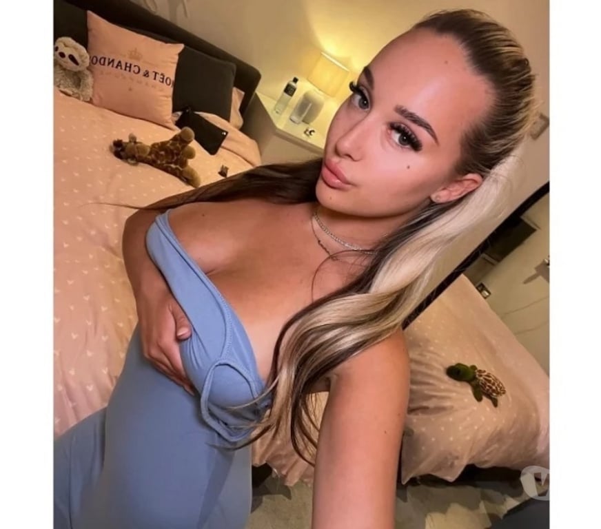 Escorts Hertfordshire Dacorum - Photos for Sweet Brazilian Honey💦🤤🍯-New IN TOWN😈💦