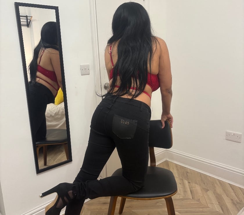 Escorts Hackney North London - Photos for 07466 562052 Karina and Monica 2x1