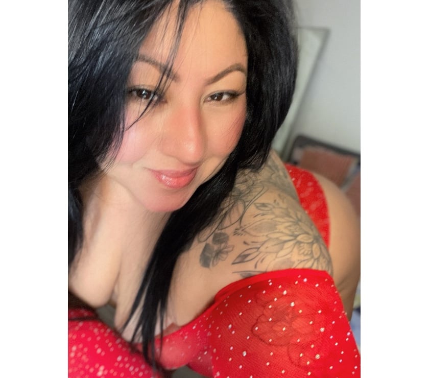 Escorts South West London Battersea - South West London - Photos for 🌸NICKOLY BIG CURVY🌸FULL O.W.O. 🌸BIG SEXY BODY