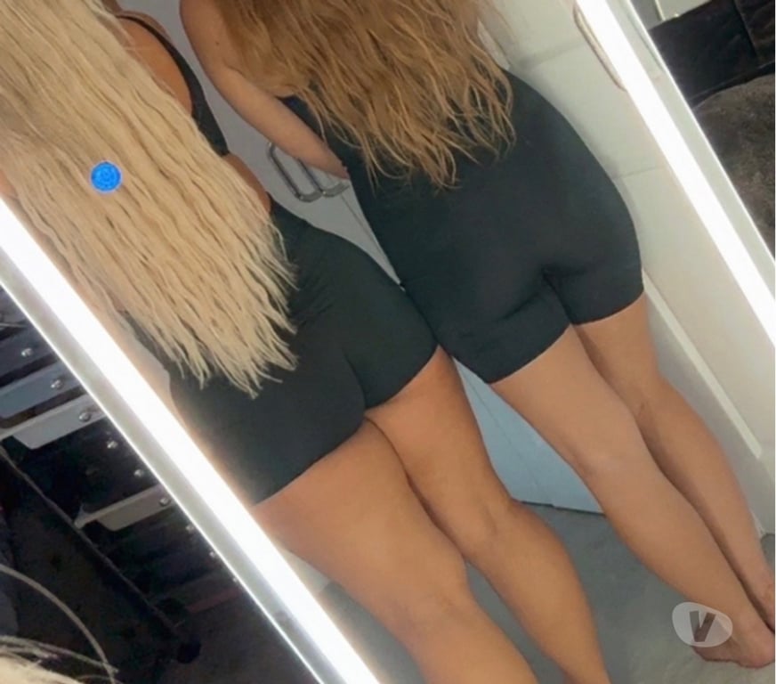 Escorts Buckinghamshire Milton Keynes - Photos for English Female touring with Girlfriend.