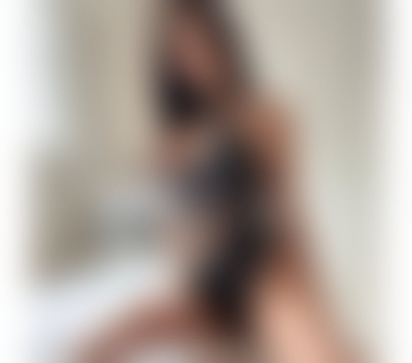 Escorts Greater Manchester Wigan - Photos for New girl here In out available 24 7 party girl 🥰