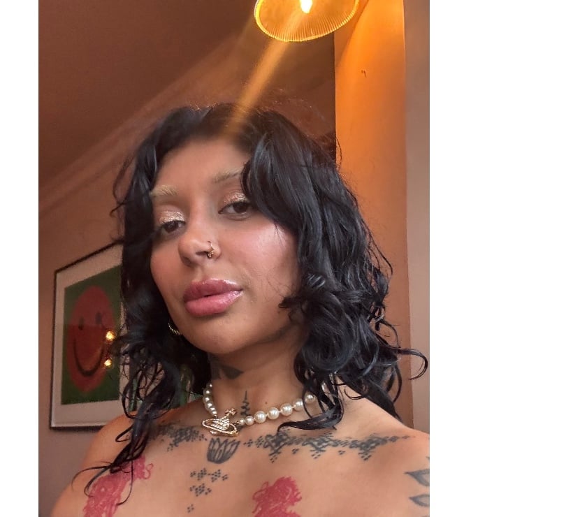Adult Entertainment Mayfair Central London - Photos for Tattooed BRITISH babe. ONLINE NOW!! +447397107476