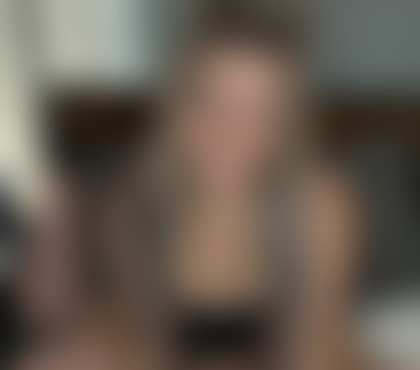 Photos for BEST BJ💦CURVY WHITE GIRL🔥