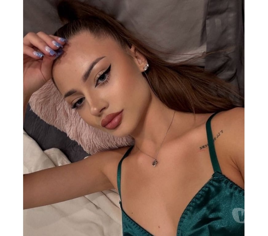 Escorts North West London Baker Street - North West London - Photos for Vivienne 🔥 Sweet, Charming & Full of Spark