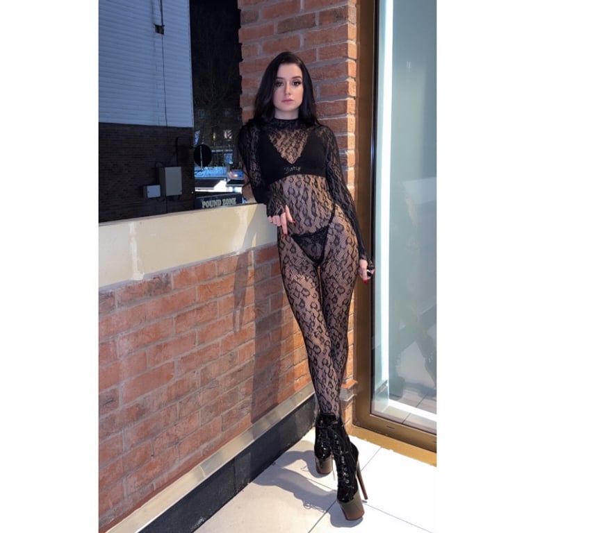 Escorts East London Forest Gate - East London - Photos for 💎 Lisa — 19 • Petite • Luxury & Mystery 💎