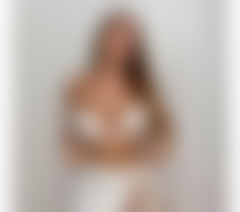 Escorts Mill Hill North West London - Photos for FABULOUSE GIRL 🍾 AMAZING FUN