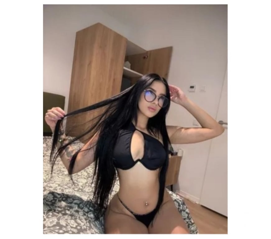 Escorts South East London Woolwich - South East London - Photos for Sexy Girl Sara 🔥 party girl 💯