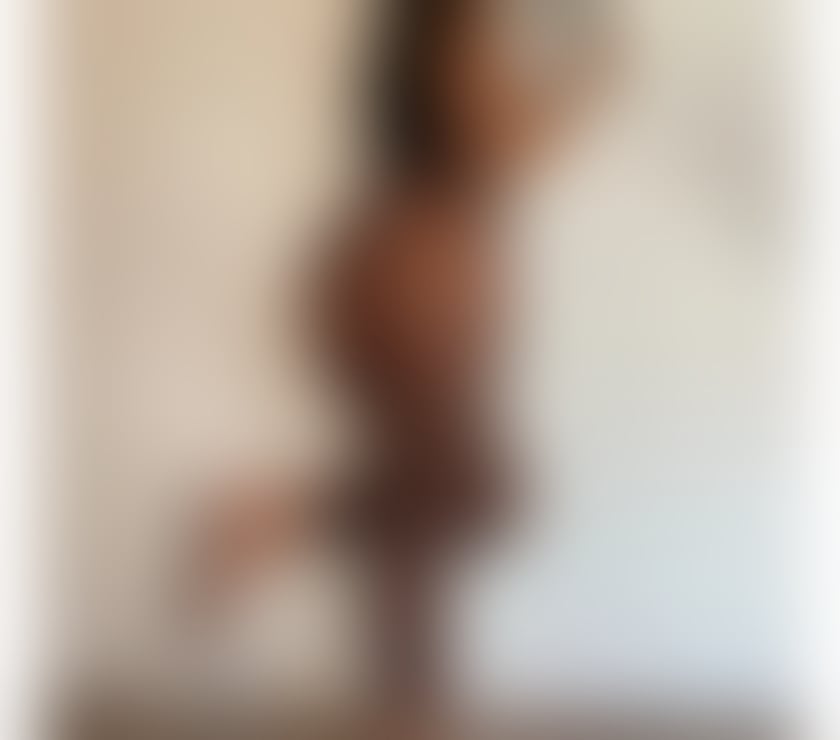 Escort Sheffield City Centre Sheffield - Photos for I’m❤️new just for 2 weeks in city party girl❤️