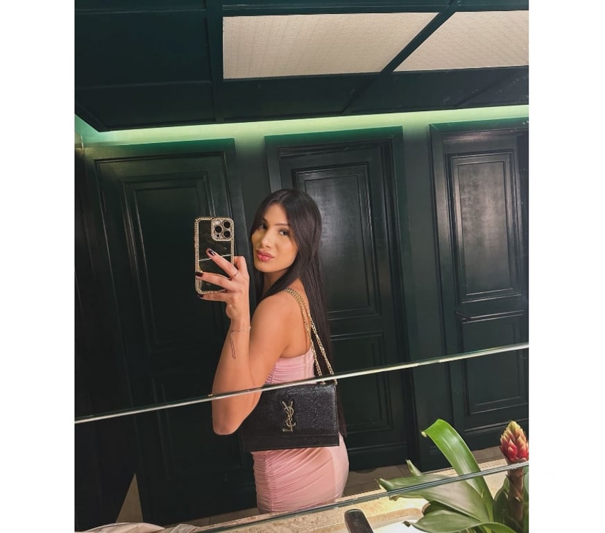 Escorts Buckinghamshire Milton Keynes - Photos for Alina – SweetHeart of Your Dream 😈✨