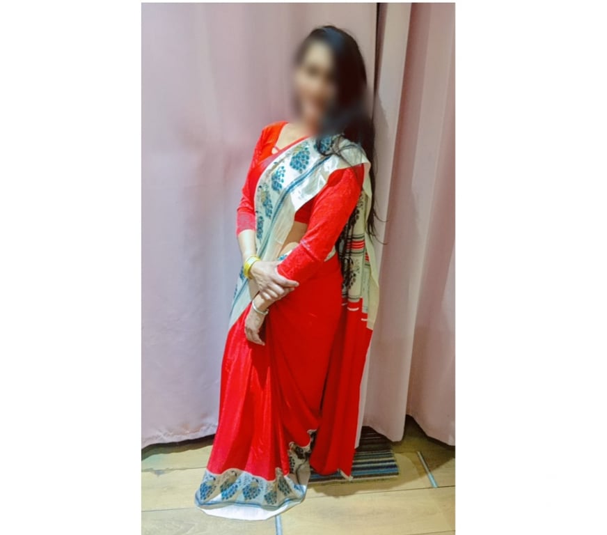 Escorts Leicestershire Leicester - Photos for Ashanna Nepali Tamil Indian Girl in Leicester Town.