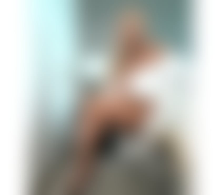 Escorts West Yorkshire Leeds - Photos for 🇬🇧 ENGLISH HALLIE IN LS10 🇬🇧 CURVY STUNNER 🌸