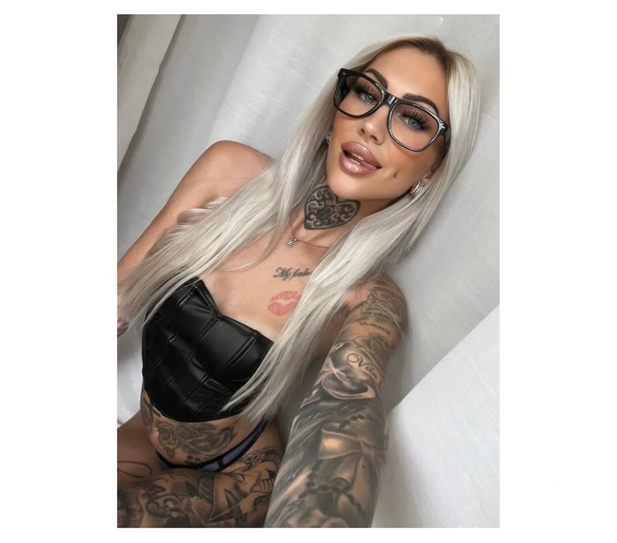 Escorts Worcestershire Worcester - Photos for INK HOT BLONDE SHORT TIME IN TOWN