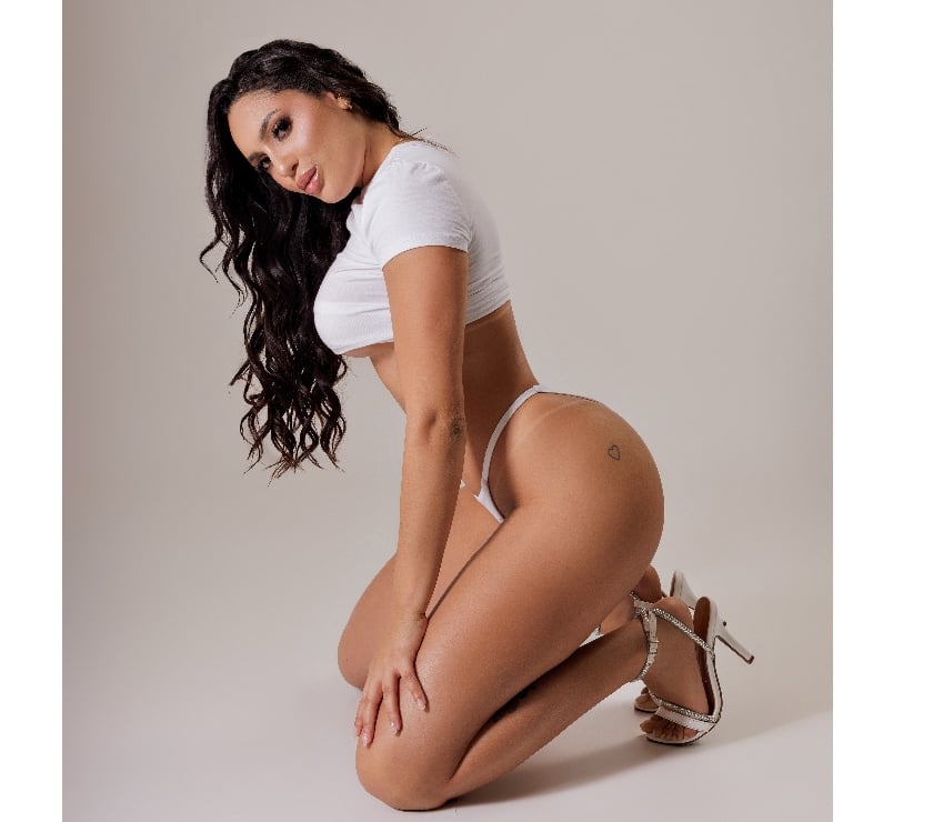 Escorts Wiltshire Swindon - Photos for Vick Brazil Girl 🇧🇷❤️
