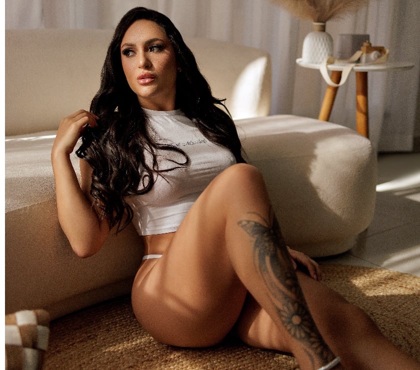 Escorts Wiltshire Swindon - Photos for Vick Brazil Girl 🇧🇷❤️
