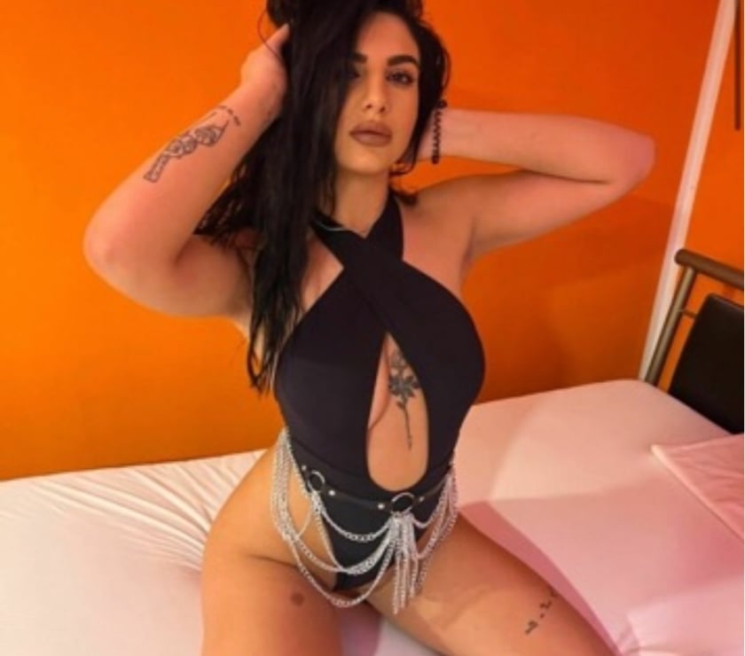 ❤️Bella only outcall outcall party girl❤️