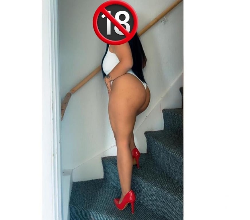 Escorts Somerset Bridgwater - Somerset - Photos for good Sonya sexy brunette and a very hot sensual body