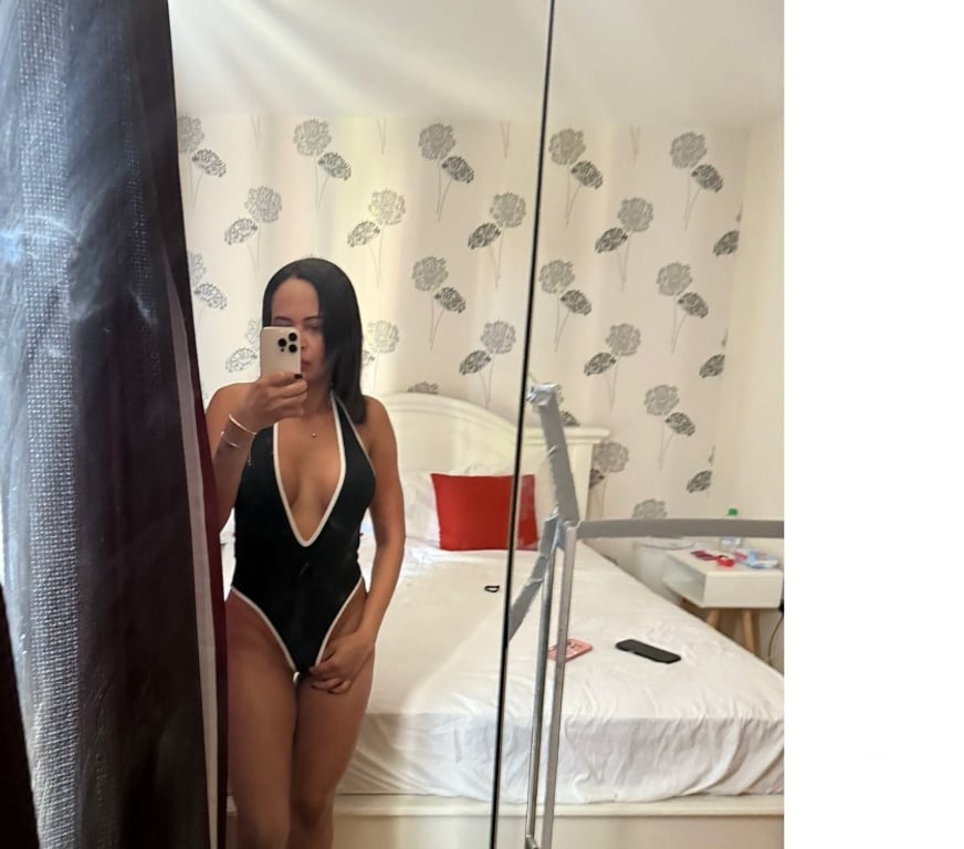Escorts North West London West Hendon - North West London - Photos for Brazilian party girl😈🔥