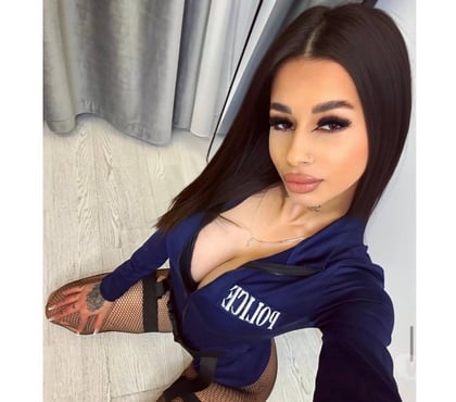 Escorts Plymouth City Centre Plymouth - Photos for Hello I'm sia new in your city 😍