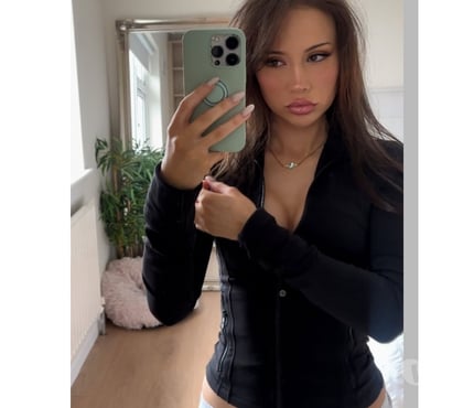  Escorts & Erotic Massage Luton Town Centre Luton - Photos for HOT😈BRUNET😈WAITING FOR YOU❤️