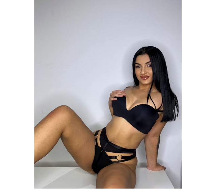 Escorts Staffordshire East Staffordshire - Photos for Antonia For Outcall 🎀Perfect lady for you ,real 100 %💖