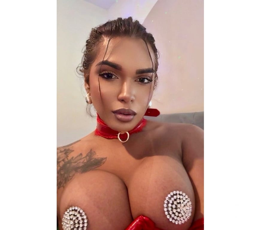 Trans Escorts East London Havering - Photos for BRUNA SUCULENTA XXL๐ party ๐๐