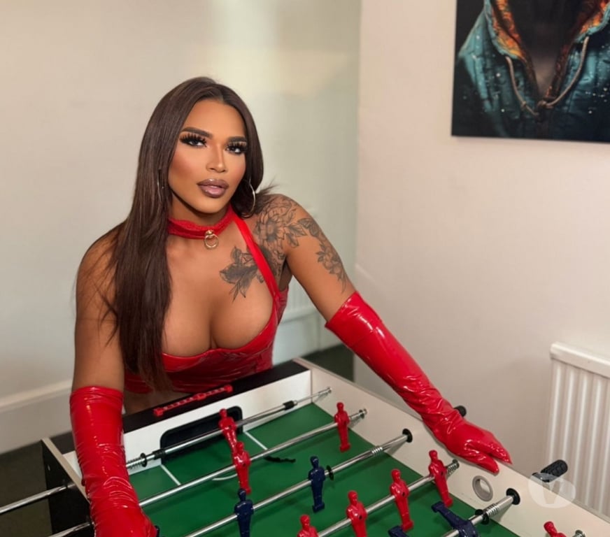 Trans Escorts East London Havering - Photos for BRUNA SUCULENTA XXL๐ party ๐๐