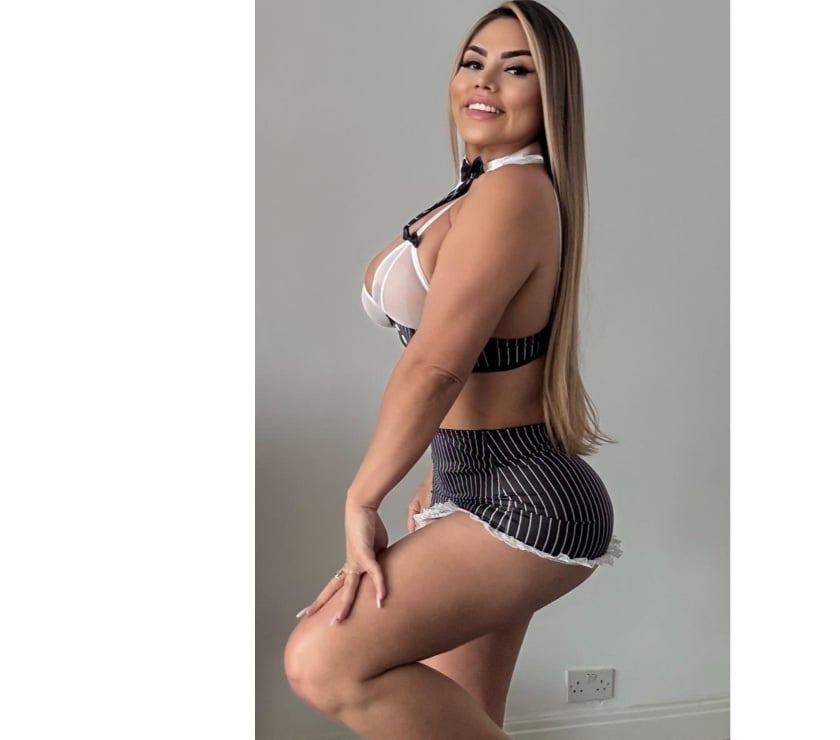Escorts North London Enfield - Photos for HOT Bella Brazilian best service🇧🇷 party girl