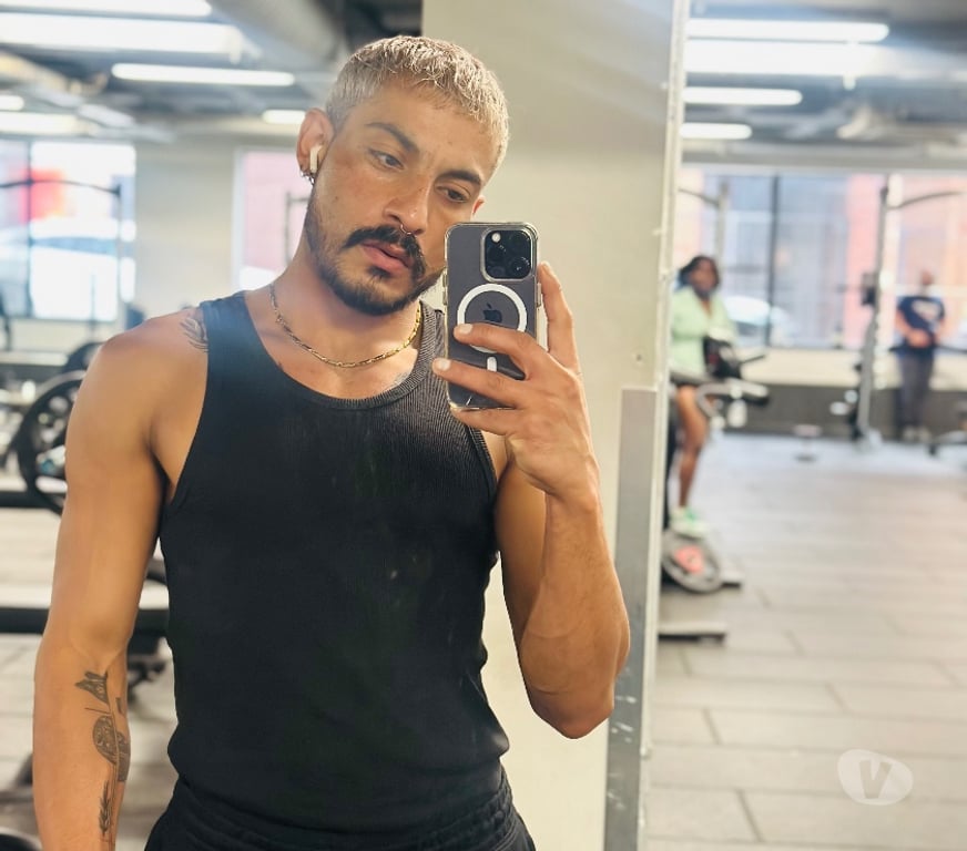 Gay massage West Midlands Birmingham - Photos for Hardy hard top active 247 07884253112