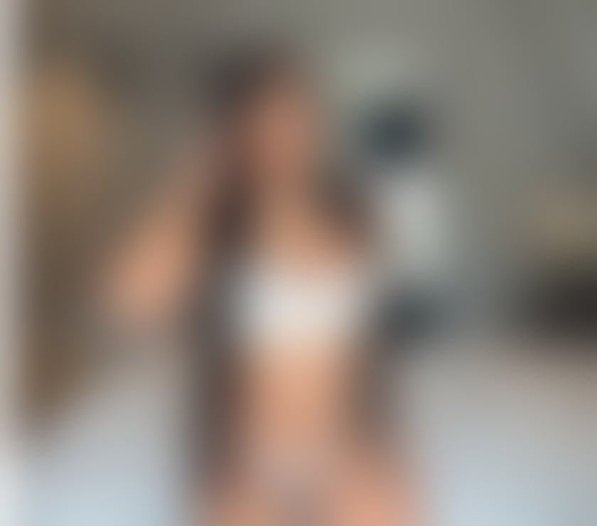 Escorts and Massages Manchester City Centre Manchester - Photos for KARINA 👅 QUEEN OF BJ OUT CALL IN CALL REAL ENJOY 🫦