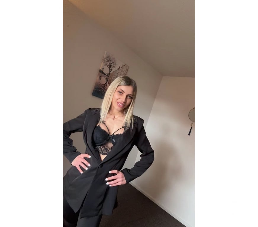 Escorts West Yorkshire Leeds - Photos for New number 💆🏻‍♂️ Full body massage by Mia ❤️