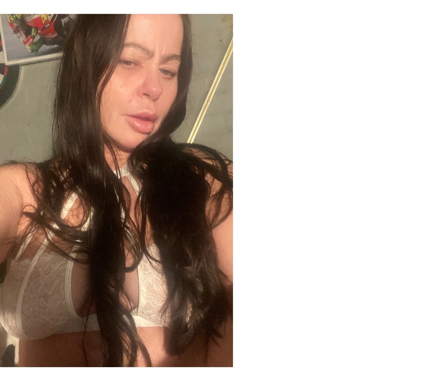 Escorts Nottinghamshire Nottingham - Photos for Curveyhot English brunette