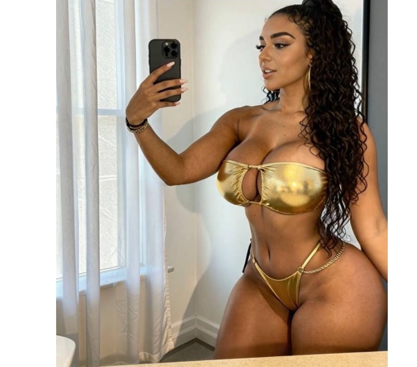 Escorts South East London Bermondsey - South East London - Photos for 🍑🍑🍑CAMÍ .VIP.CLASS 🍑🍑🍑