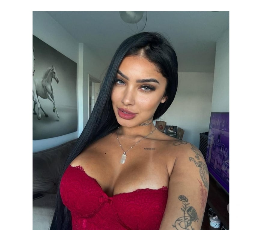 Escorts Merseyside Liverpool - Photos for Free parking 🇧🇷lily lush 🥳💦🥰24hr new here