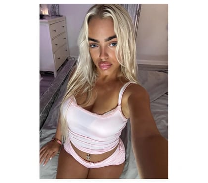 Escorts Exeter City Centre Exeter - Photos for ❤️Sweet, Playful & love to party 💅❤️