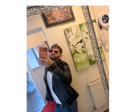 Photos for Hello, 07903912116