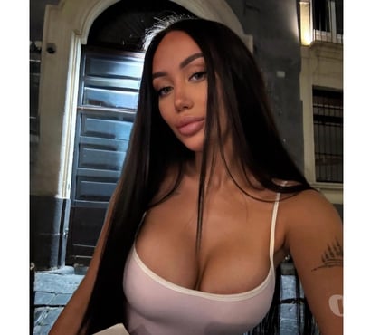 OWO Escorts Tooting South West London - Photos for HOT BRUNETTE FOR OUTCALL 🖤