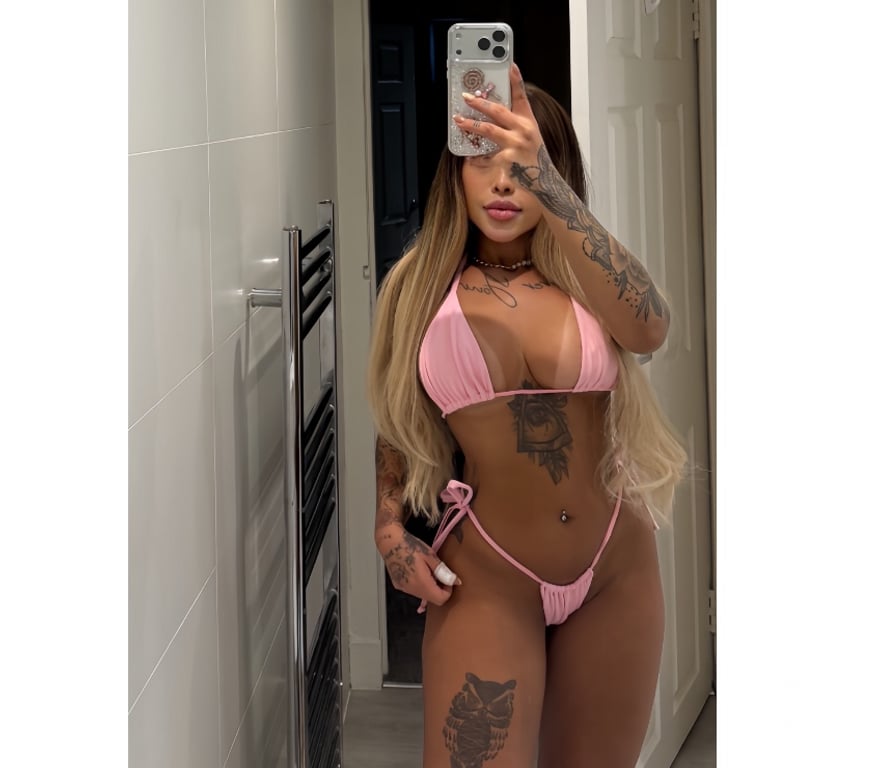 Escorts Greater Manchester Manchester - Photos for Therapist and real girlfriend