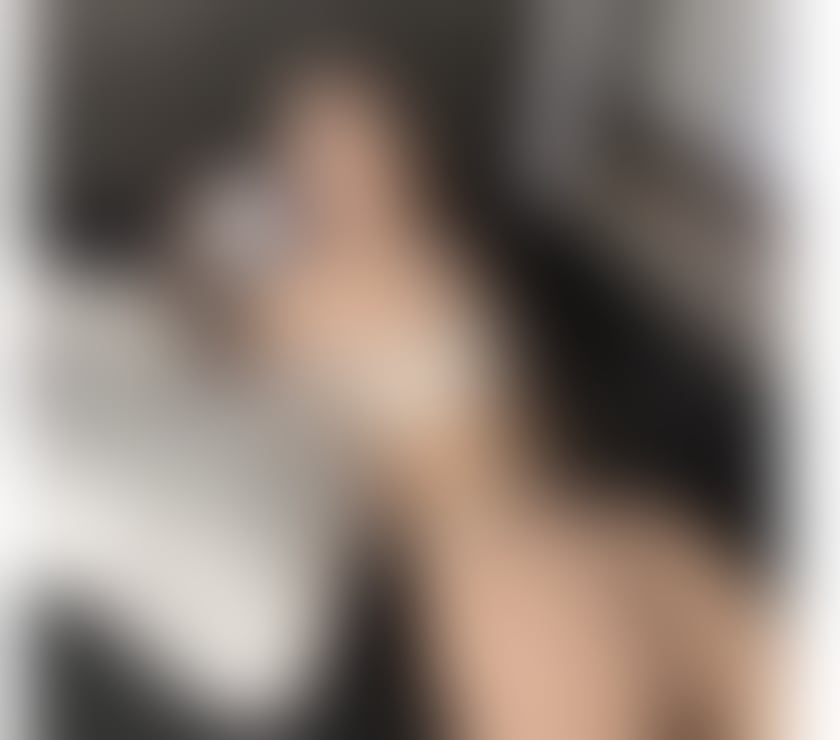 Escorts Cardiff City Centre Cardiff - Photos for Mia good girl new