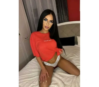 Escorts Swindon Town Centre Swindon - Photos for Hi i,m saida new grils in town