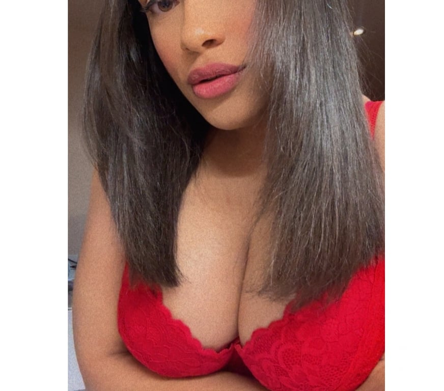 Escorts Essex Colchester - Photos for Louise 💋 Sweet, Real & Ready to Party 🍑 CIM 💦 🎉