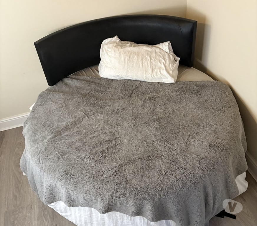 Escorts West Midlands Coventry - Photos for Mature male here to please Ladies & Gents