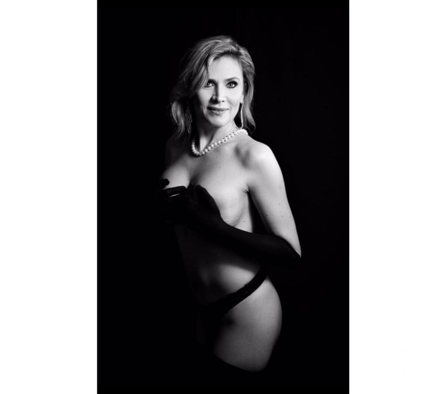 Escorts Central London Kensington and Chelsea - Photos for Caroline 45-year-old lady