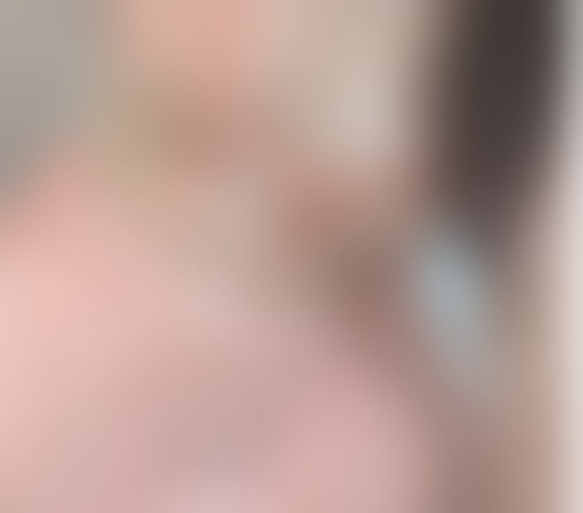 Escorts West London Hillingdon - Photos for Title : 100% British, fun-sized babe with blue eyes