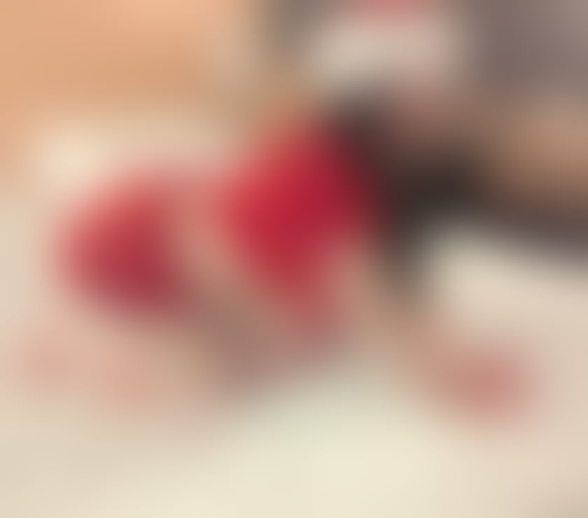 Escorts West London Hillingdon - Photos for Title : 100% British, fun-sized babe with blue eyes