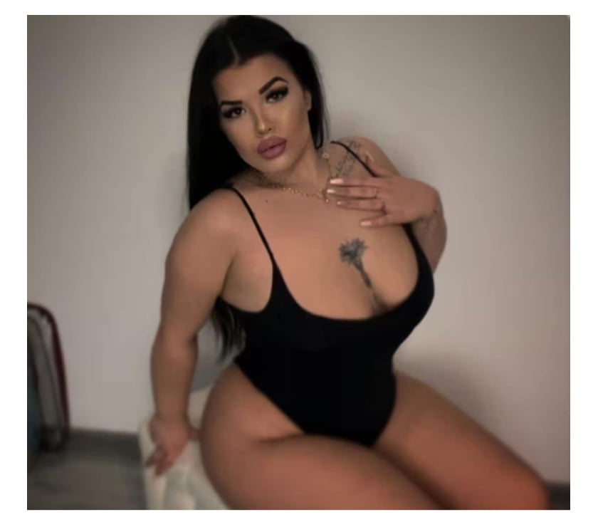 Escorts Huddersfield Kirklees - Photos for Larra 😍Best service ❤️no rush💦💦New Here