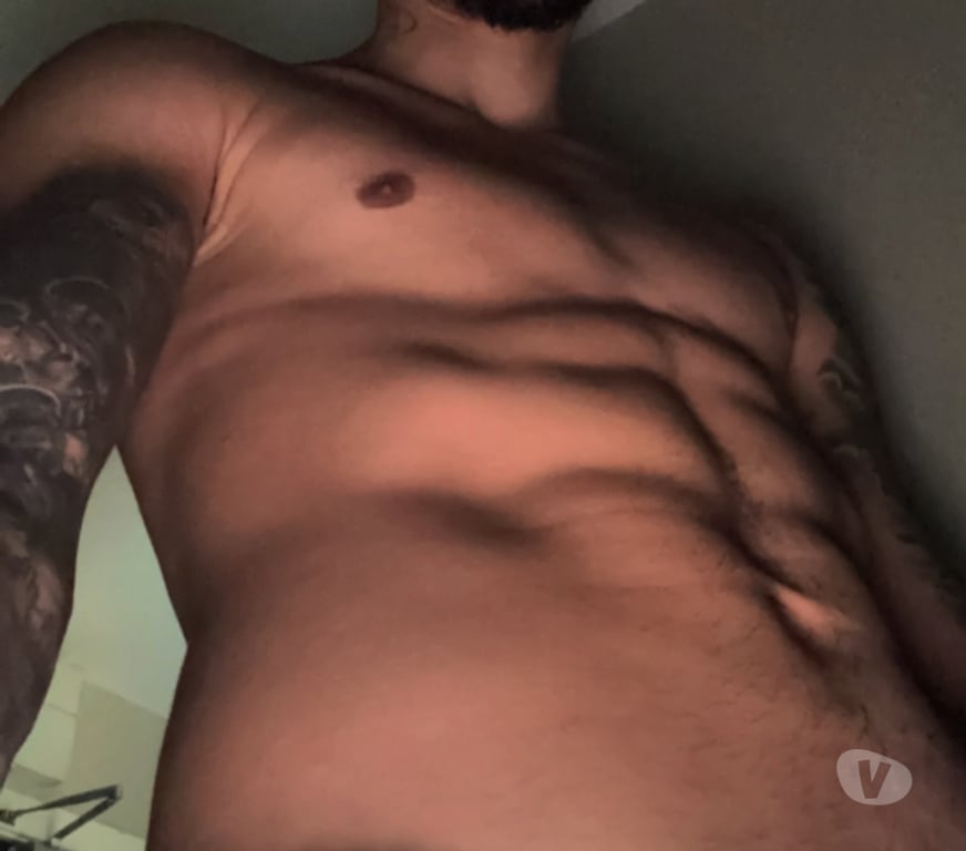 Gay massage North West London Euston Square - North West London - Photos for Brazilian Professional Male Companion in NW1 📍